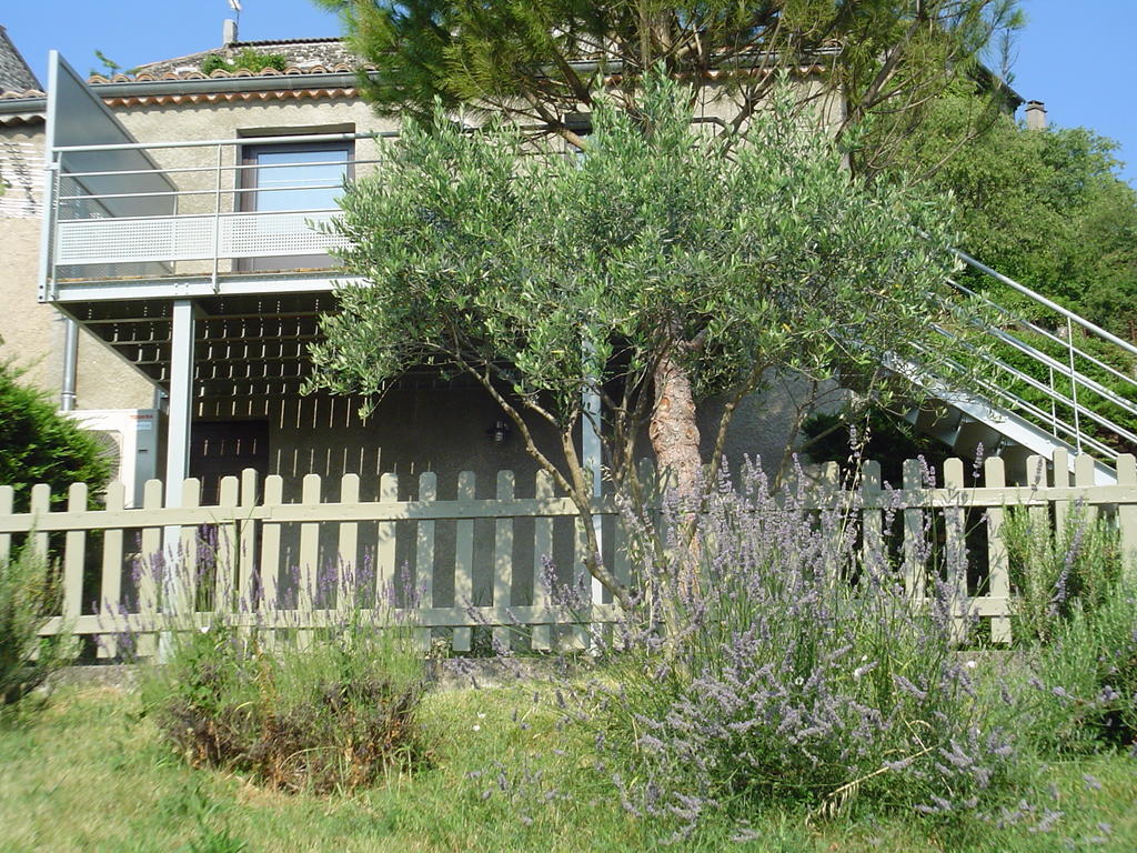 德佩佩艾米利安住宿加早餐旅馆 Chomérac 外观 照片